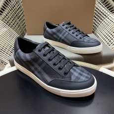 Burberry Low Shoes